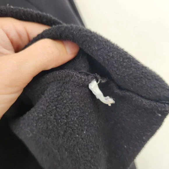 NBA Chicago Bulls Black Hooded Sweatshirt Cropped Hoodie Women's M - Picture 6 of 6